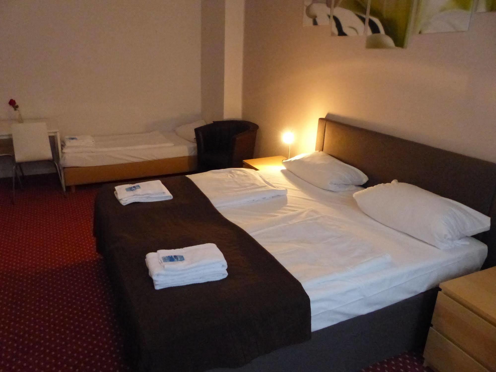 Hotel Elegia Am Kurfuerstendamm Berlin Zewnętrze zdjęcie